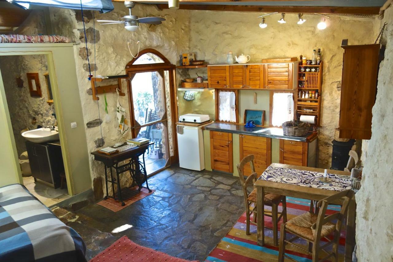 Wellanidia Cottage Skoutari 기티오 외부 사진