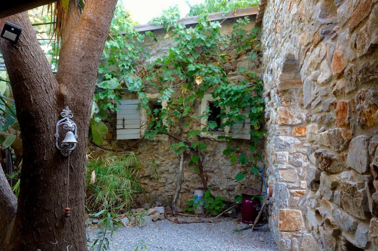 Wellanidia Cottage Skoutari 기티오 외부 사진